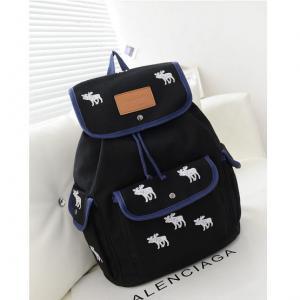 Cute Leisure White Deer Mixing Color Canvas..
